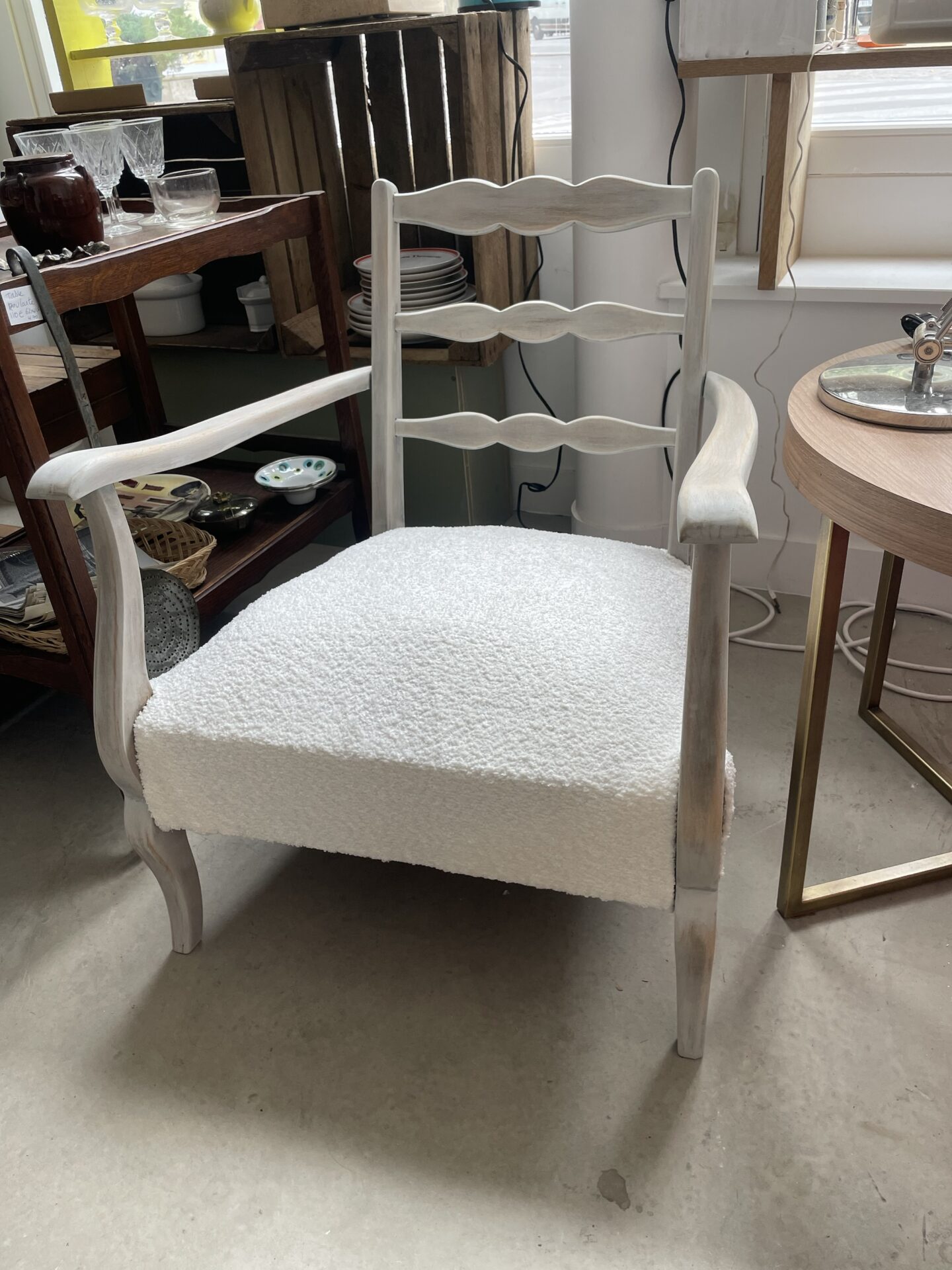 Fauteuil ancien revisité – Image 10