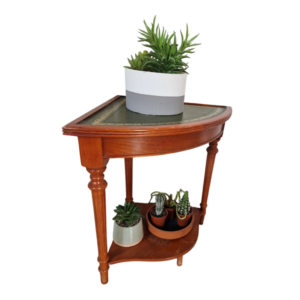 Jolie table d’angle ancienne